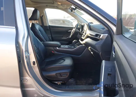 2023 Toyota Highlander Xle из США, поврежденный, VIN 5TDKDRBH8PS509023